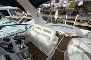 LUXE 32ft Sea Ray Yacht For Sale