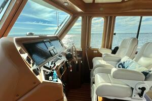 2017 Sabre 48 Salon Express thumbnail 17