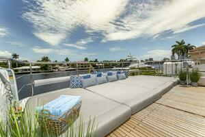 2012 Princess 104 - Flybridge