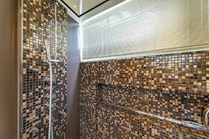 2012 Princess 104 - On deck master head