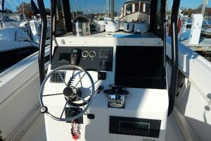1996 Mako 282 Center Console thumbnail 6