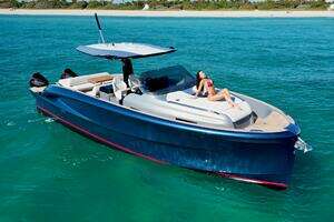  2024 Solaris SP 40F Open Yacht For Sale in Miami Beach FL