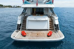 2021 Monte Carlo Yachts MCY 96 thumbnail 13