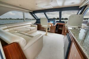2007 Viking 52 Sport Coupe thumbnail 4