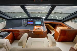 2007 Viking 52 Sport Coupe thumbnail 7