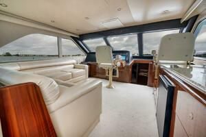 2007 Viking 52 Sport Coupe thumbnail 2