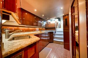 2007 Viking 52 Sport Coupe thumbnail 26