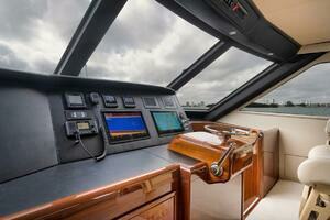 2007 Viking 52 Sport Coupe thumbnail 11