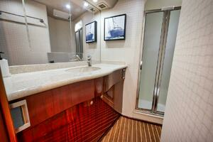 2007 Viking 52 Sport Coupe thumbnail 32