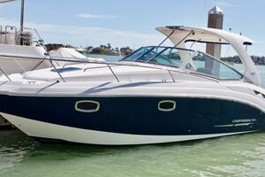 Photo 4159919 for 2013 Chaparral 310 Signature Soggy Dollar 