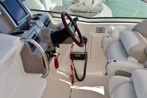 Photo 4159877 for 2013 Chaparral 310 Signature Soggy Dollar 