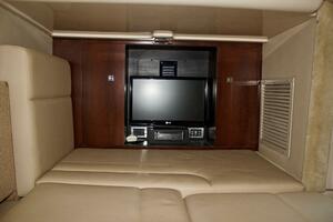 Photo 4159846 for 2013 Chaparral 310 Signature Soggy Dollar 