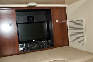 Photo 4159852 for 2013 Chaparral 310 Signature Soggy Dollar 