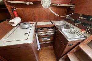 Mistress 37ft Tartan Yacht For Sale