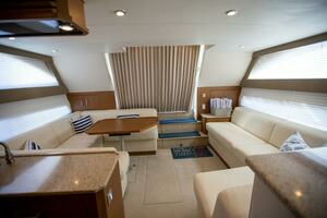2012 Carver Sojourn thumbnail 24