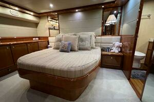 2004 Bertram 67 thumbnail 39