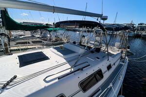 Utopia 33ft Hunter Yacht For Sale