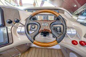 2002 Sea Ray 550 Sundancer thumbnail 8