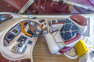 2002 Sea Ray 550 Sundancer thumbnail 7