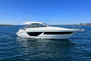 2024 Beneteau Gran Turismo 45 thumbnail 1