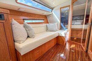 42ft MJM Yacht For Sale