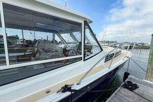 42ft MJM Yacht For Sale