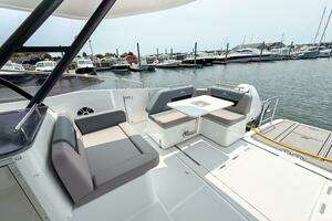In Stock 39ft Four Winns Yacht For Sale