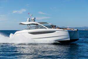 In Stock 39ft Four Winns Yacht For Sale