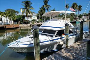 Photo 4171507 for 1985 Bertram 28 Flybridge Sport Fisherman  