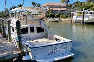 Photo 4171545 for 1985 Bertram 28 Flybridge Sport Fisherman  