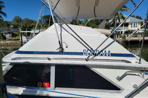 Photo 4171618 for 1985 Bertram 28 Flybridge Sport Fisherman  