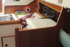 Hub Punch 22ft Nonsuch Yacht For Sale