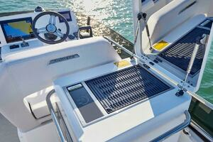 In Stock 42ft Beneteau Yacht For Sale