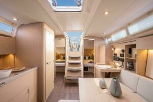 37ft Beneteau Yacht For Sale