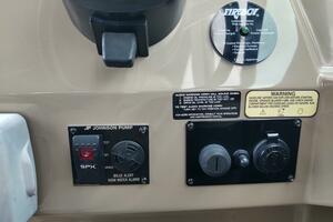 Reel Seaductive 28ft Regal Yacht For Sale