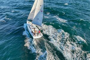 2026 Beneteau First 36 thumbnail 4