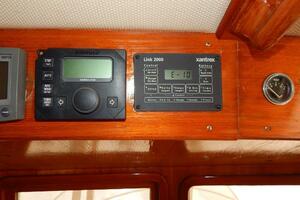 Victoria 34ft Marine Trader Yacht For Sale