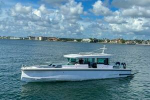  2024 Axopar 37XC CROSS CABIN Yacht For Sale in Tampa FL