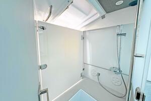 37ft Axopar Yacht For Sale