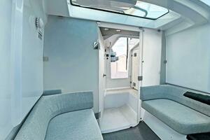 37ft Axopar Yacht For Sale