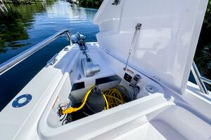 37ft Axopar Yacht For Sale