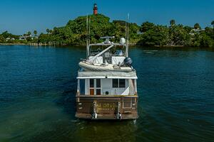 JUST DIVINE 1986 Tollycraft Pilothouse Yacht For Sale in Jupiter FL