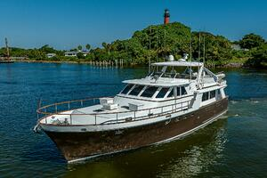 JUST DIVINE 1986 Tollycraft Pilothouse Yacht For Sale in Jupiter FL