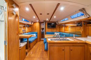 2001 Jeanneau 43 Sun Odessey thumbnail 33
