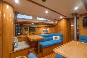 2001 Jeanneau 43 Sun Odessey thumbnail 40