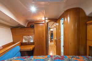 2001 Jeanneau 43 Sun Odessey thumbnail 54