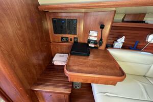 Sweet Pea 39ft Hunter Yacht For Sale