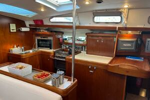 2005 Beneteau Oceanis Clipper 523 thumbnail 11