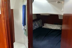2005 Beneteau Oceanis Clipper 523 thumbnail 12