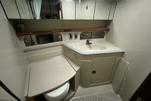 2002 Cruisers 35 Express thumbnail 20